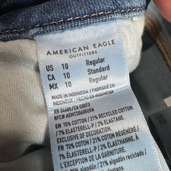 American Eagle Outfitters Curvy Light Blue Distressed Skinny Jeans - Picture 3 of 5